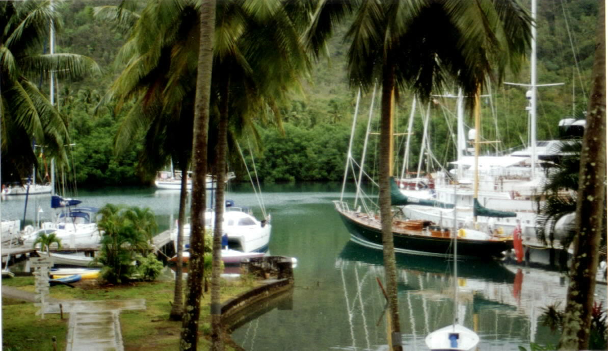 Rain transforms Marigot Bay